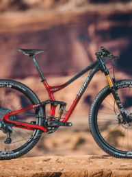 The all new 2023 Niner RKT. Photo by JMV Digital.